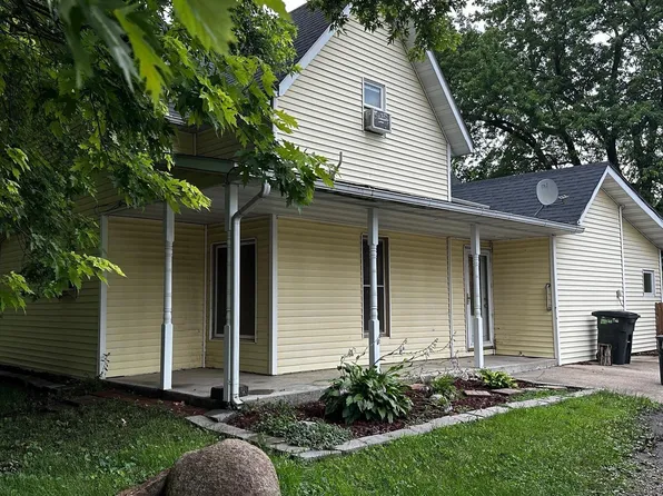 206 N Pearl St, New Sharon, IA 50207