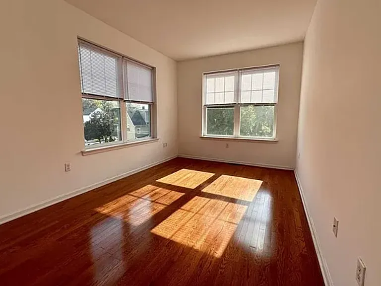 24 Bland Ct #11 — Photo 7