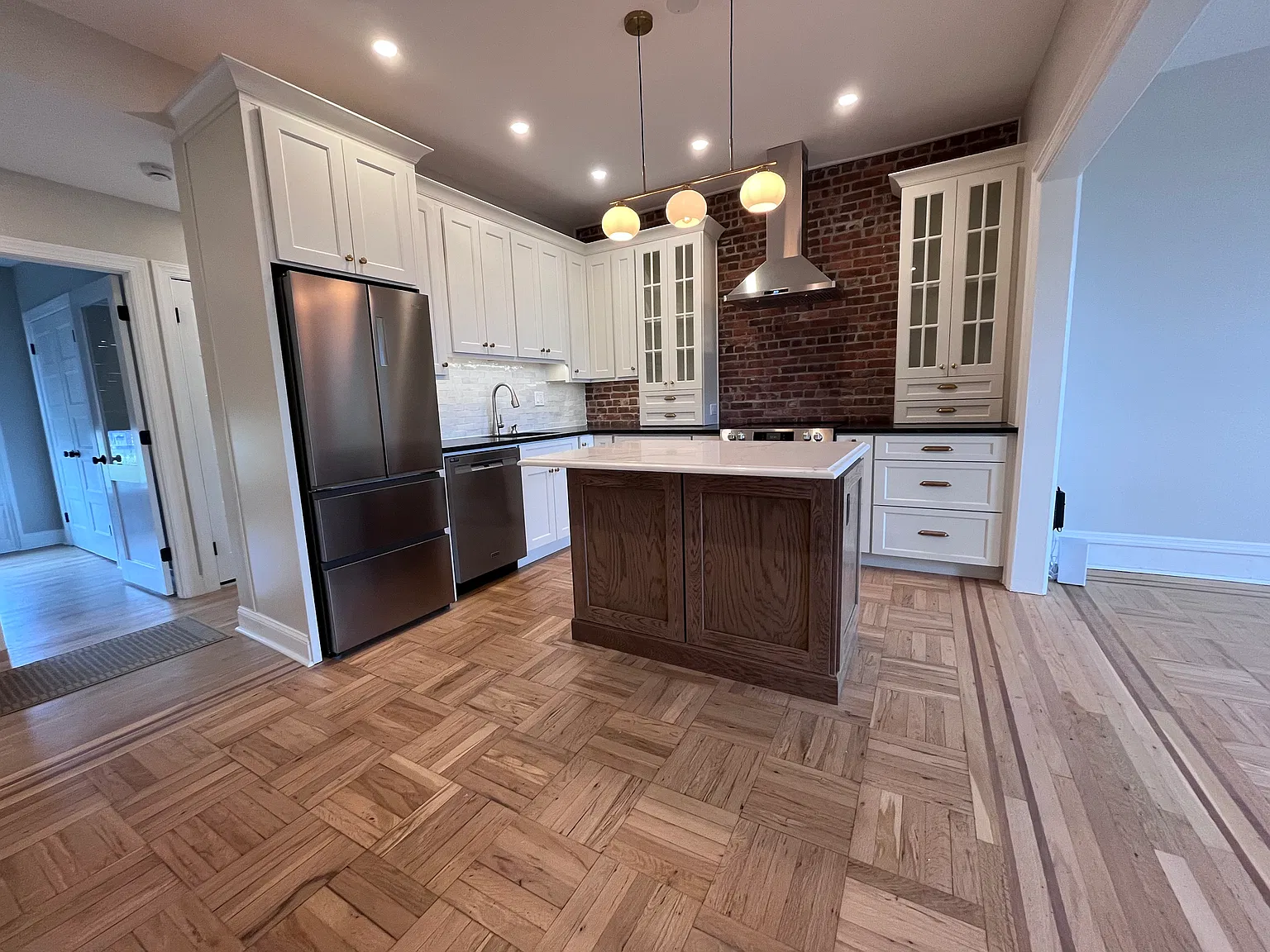 1 bed, 750 sqft, $3,950 — Photo 2