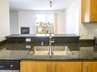 8719 Variel Ave APT 201, Canoga Park, CA 91304