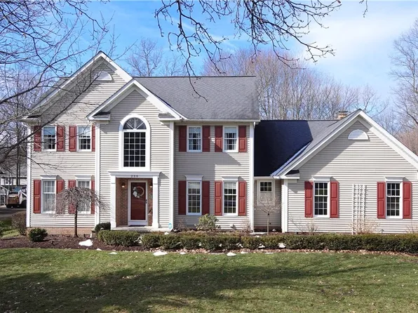 230 Birchbark Trl, Aurora, OH 44202