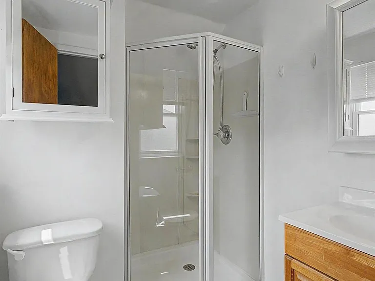 18 Heath Ln — Photo 13