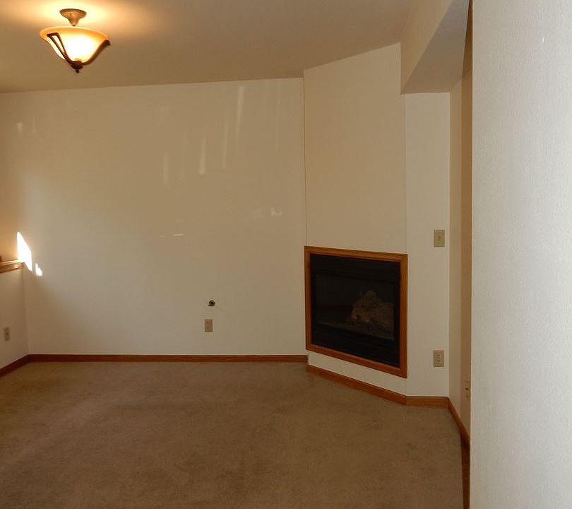 2nd image of 1228 Alpine St