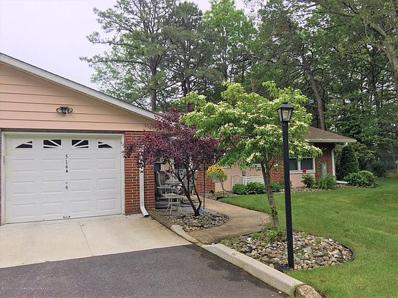 2nd image of 514A Portsmouth Dr