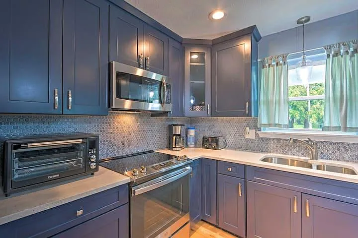 3241 Maplewood Dr — Photo 23