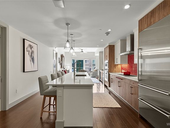 2nd image of 1150 8th St #509