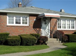 66 Lydia Ln, Cheektowaga, NY 14225