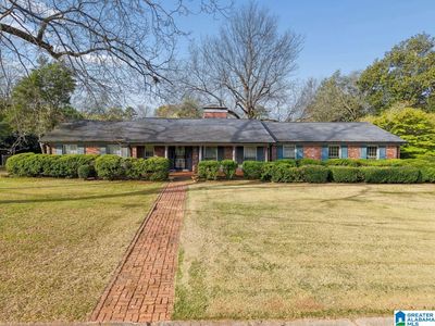 876 Twin Lake Dr, Birmingham, AL, 35215