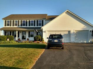 1276 Pheasant Run Dr NW, Canal Winchester, OH 43110