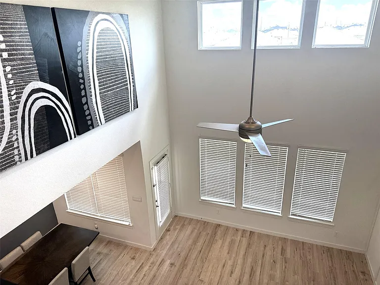22603 Petrizzi Ln — Photo 28