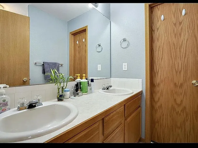 850 S Overland Trl #18 — Photo 10
