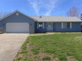 8 Dogwood Ct, Fredericktown, MO 63645