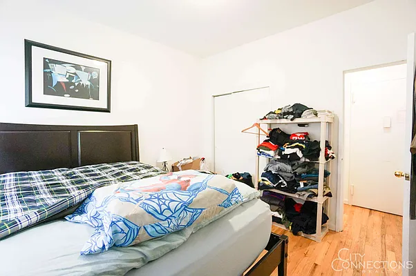 Rented by City Connections Realty | media 26