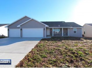 3120 Eastbreeze Ln, Green Bay, WI 54311