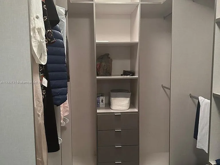 2900 NE 7th Ave #1205 — Photo 9