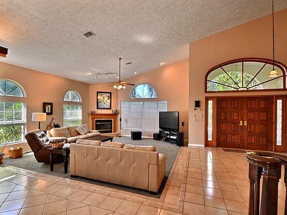 5th image of 530 Cross Creek Cir