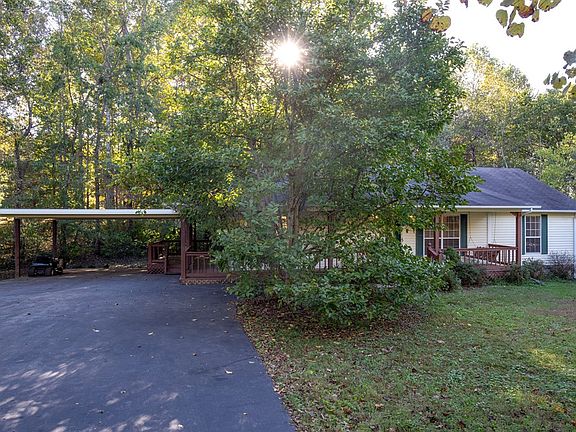 4th image of 2749 Deerhaven Dr
