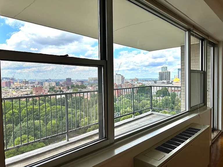 151 Tremont St #22F — Photo 3