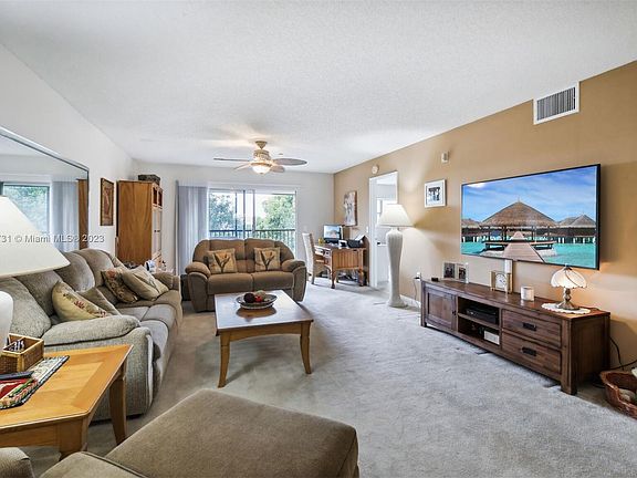 3rd image of 550 SW 138th Ave APT 407K