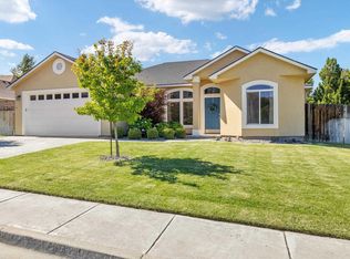 3512 Nottingham Dr, Richland, WA 99352