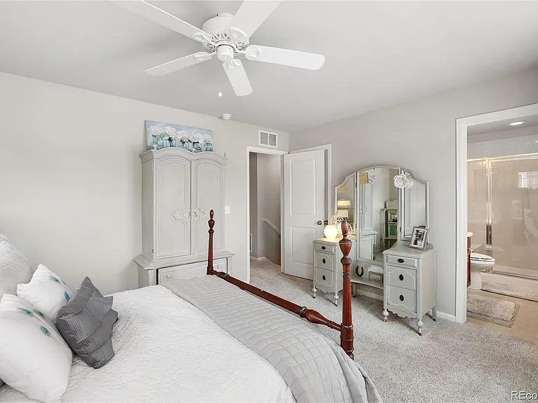 4362 N Meadows Dr — Photo 4