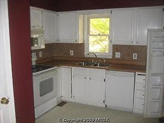 2nd image of 1 Barrington Ct
