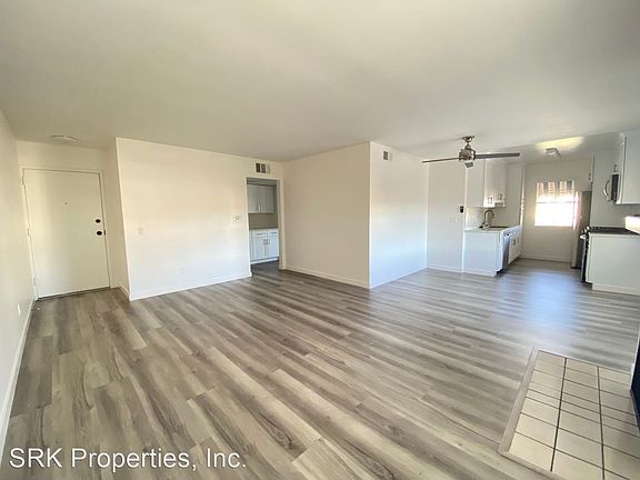 5th image of 3445 Mentone Ave #203