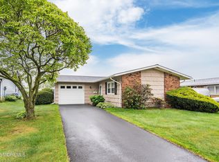 124 Blake Cir, Brick, NJ 08724