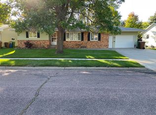 1929 Utah Ave SE, Huron, SD 57350