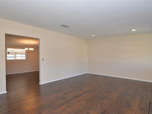 4th image of 420 Santiago Ave