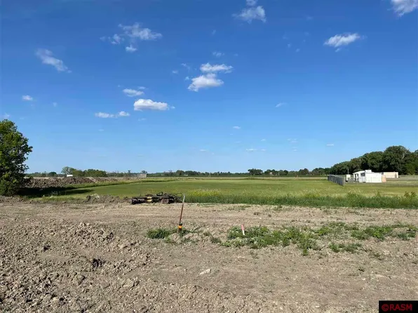 1828 Indigo Trl, Mankato, MN 56001