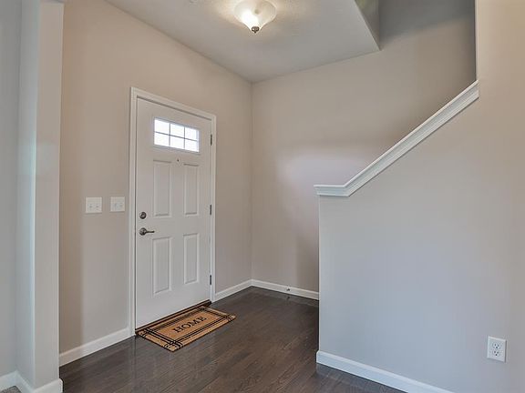 5th image of 6708 Ashe Knl
