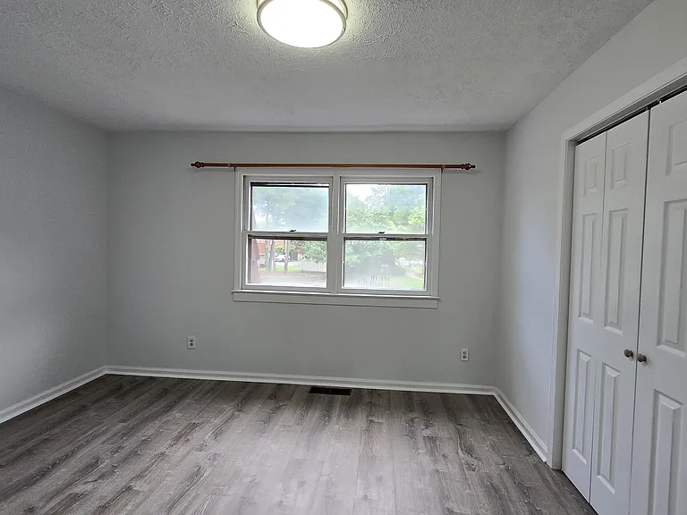 1025 Carolina Rd — Photo 13