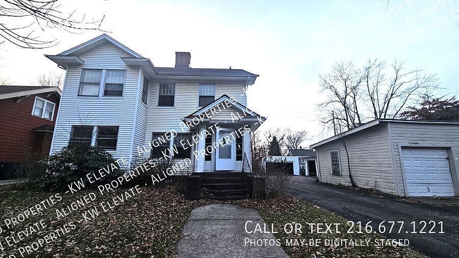 1st image of 1462 Maple Rd #1ST