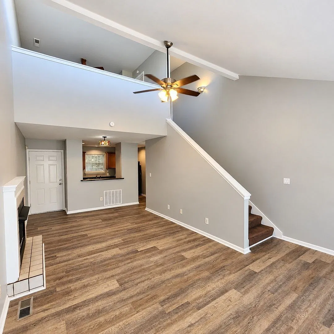 3 bed, 2.5 bath, 1312 sqft, $1,695 — Photo 2