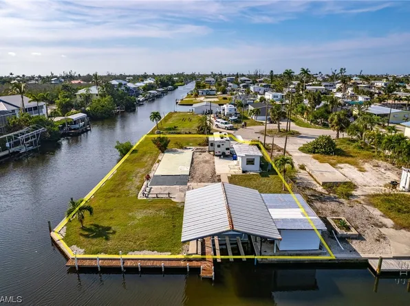 2680 N Ibis Ct, Saint James City, FL 33956