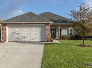 40488 Fox Run Dr, Gonzales, LA 70737