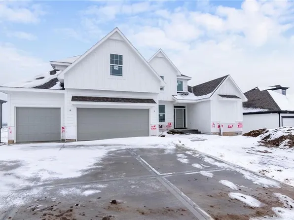 9826 NE 104th Ter, Kansas City, MO 64157