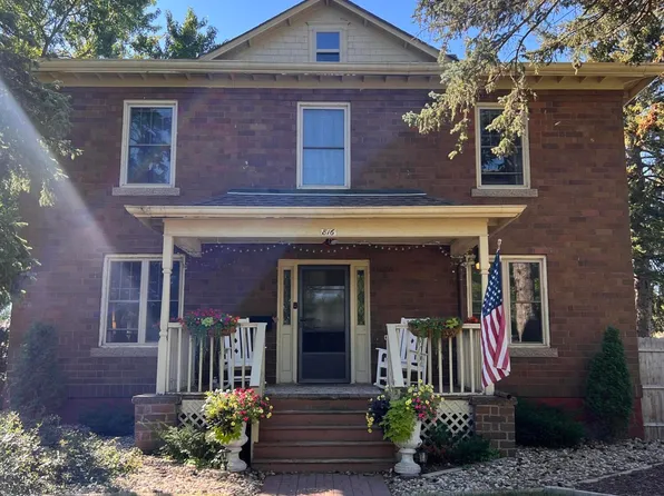 816 2nd Ave SE, Watertown, SD 57201