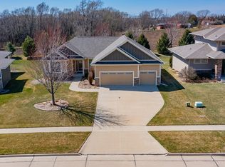 2728 NW 167th Ct, Clive, IA 50325