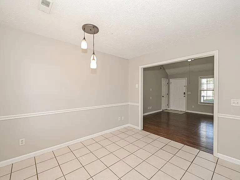 9003 Callan Ct — Photo 5