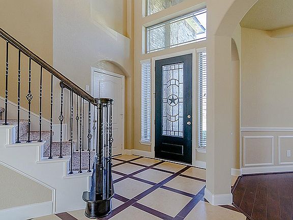 3rd image of 11019 S Country Club Green Dr