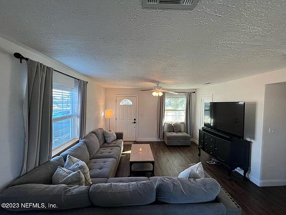 2nd image of 1404 9th St N