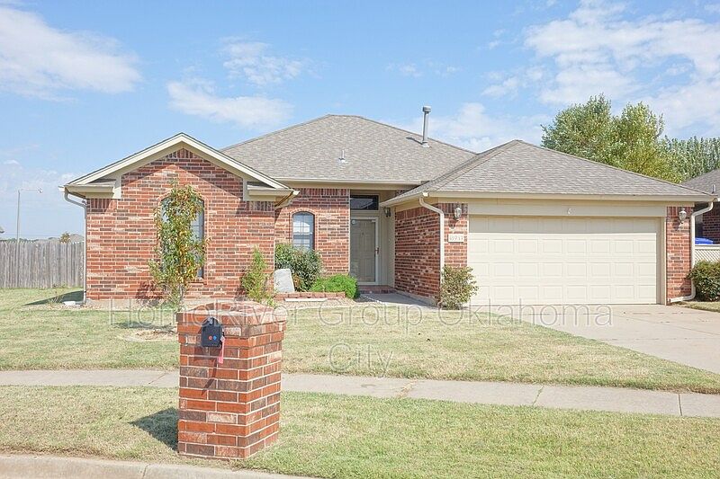 1st image of 10717 NW 35th St