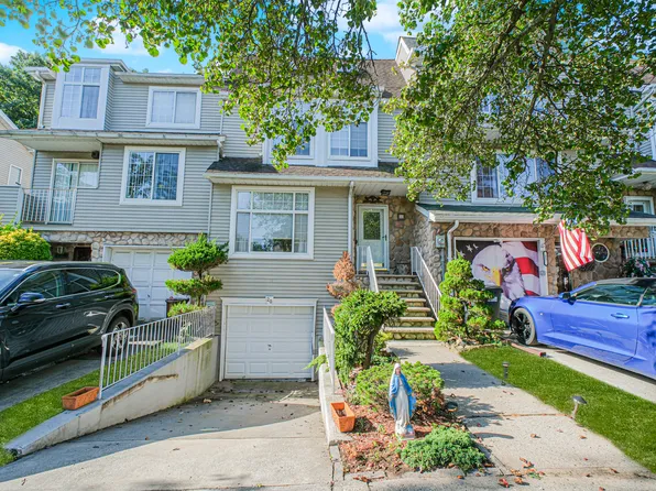 20 Notus Avenue image 1 of 44