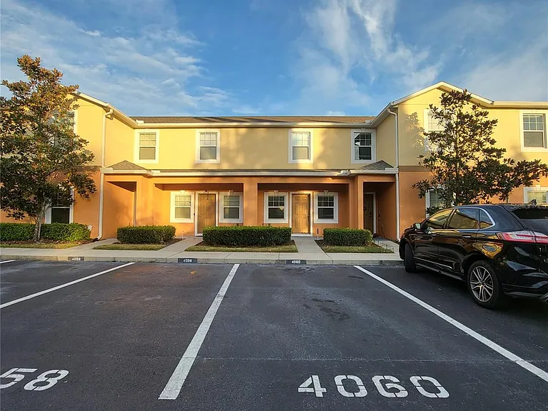 4060 Winding Vine Dr — Photo 1