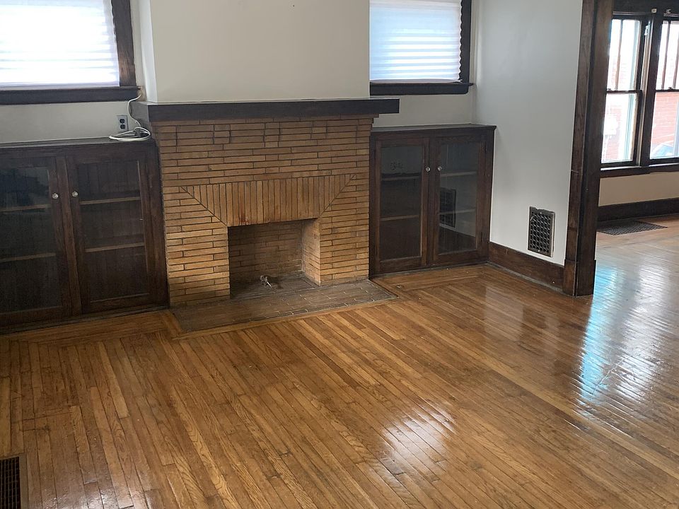 1st image of 28 Hedley Pl