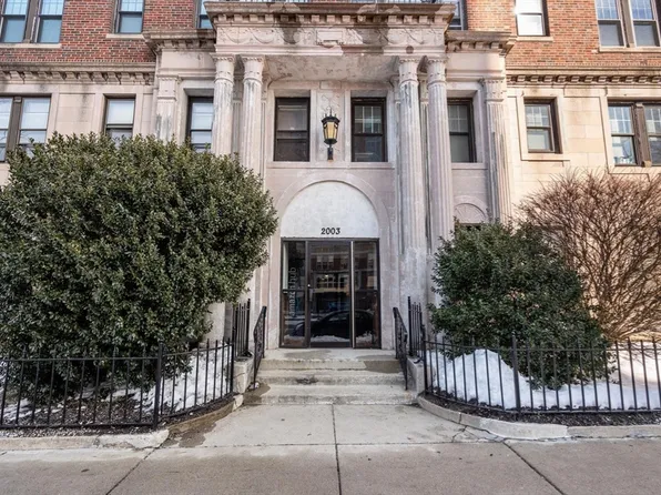 2003 Commonwealth Ave APT 22, Brighton, MA 02135