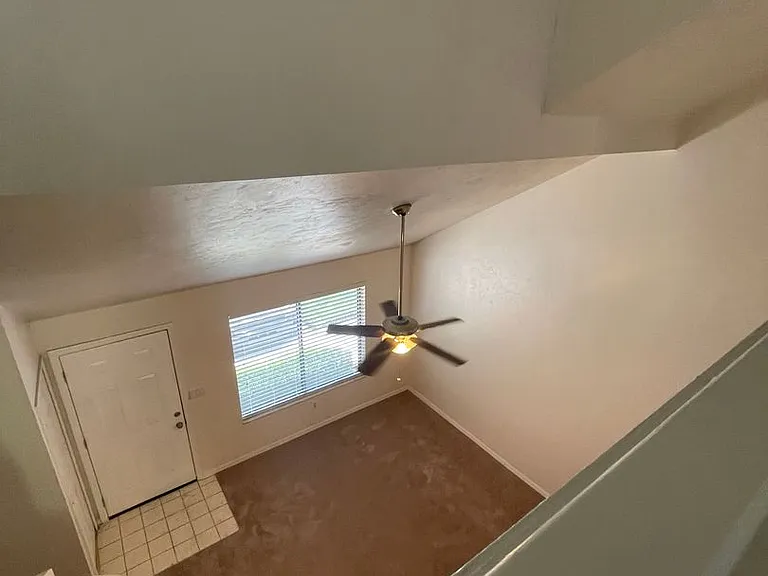 3504 NW 37th Ave — Photo 25