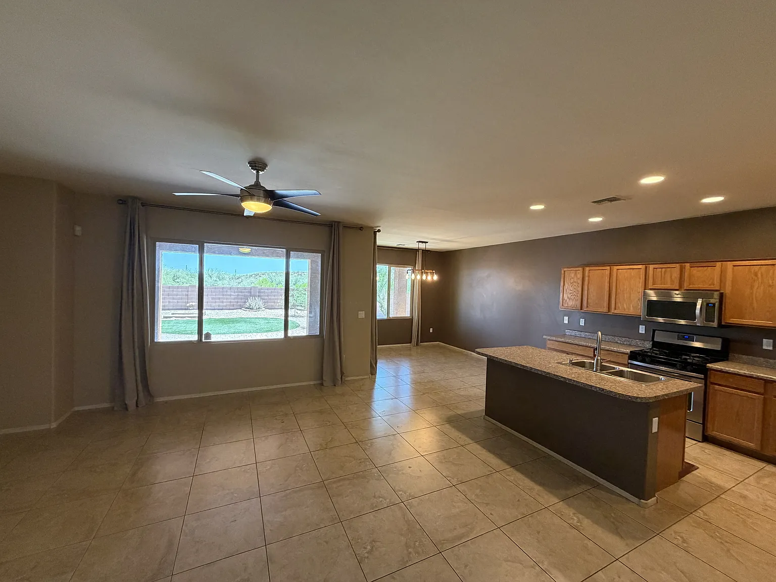 PM26-003 / 1145 East Madera Grove Lane - 1 — Photo 4
